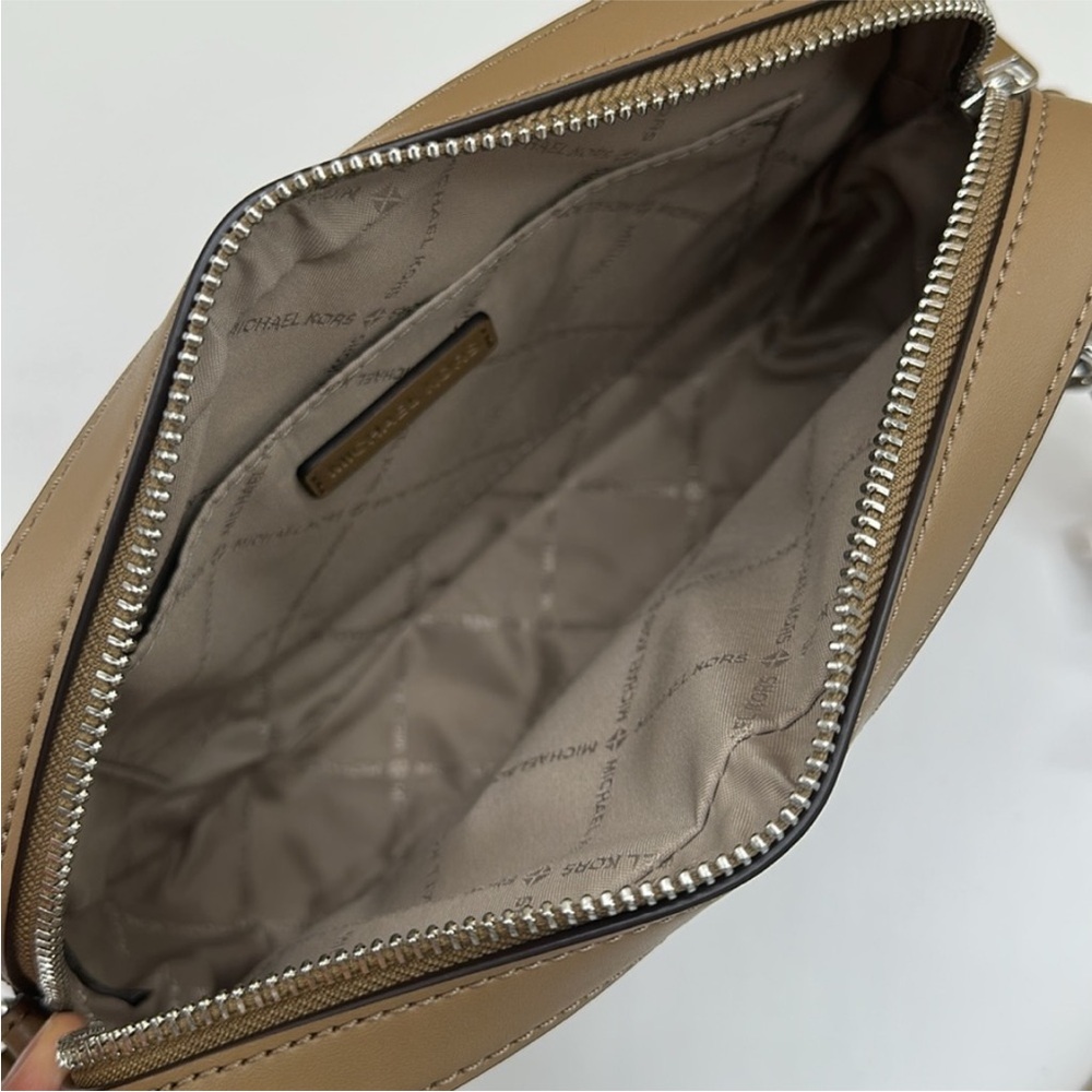 Michael Kors Jet Set Large Ombré Signature Logo East West Crossbody Body Husk - Picture 12 of 14